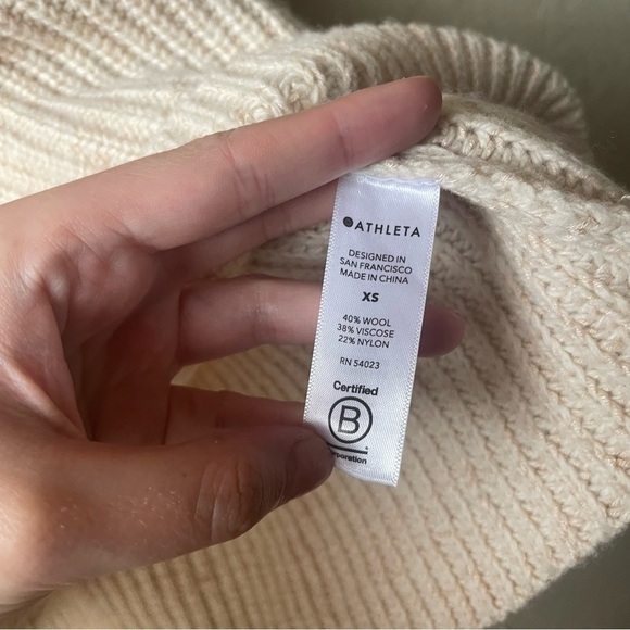 Athleta‎ Sierra Wool Blend Oatmeal Cream Sweater - Picture 6 of 9